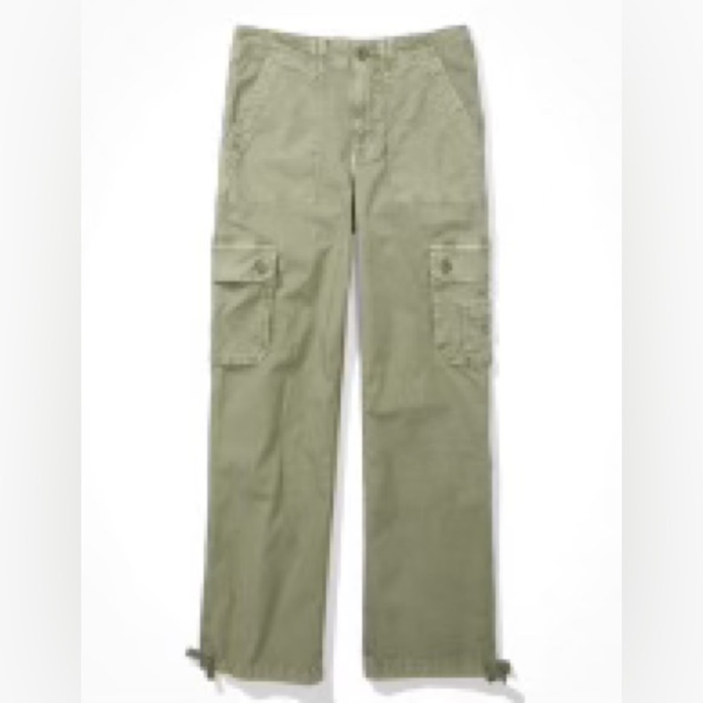 AE Olive Snappy Stretch Baggy Cargo Jogger Size 0 Short